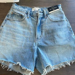Abercrombie and fifth light wash dad shorts